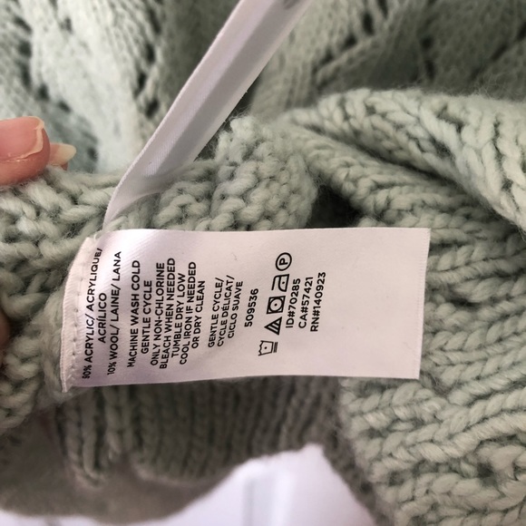 NWT Loft Sweater - Picture 5 of 5